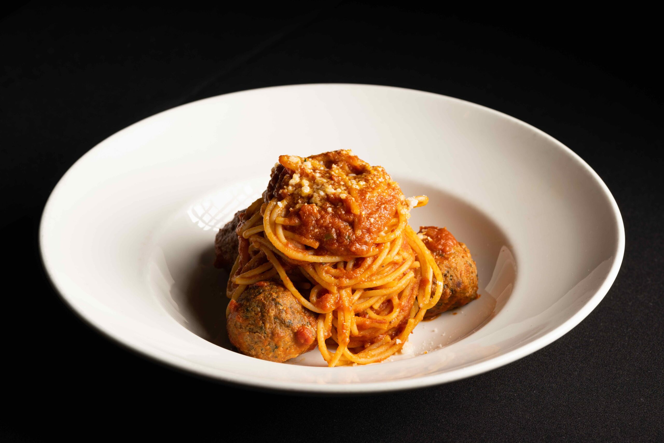 This Christmas Eve, come celebrate at BG in Beverly Hills. BG guests will enjoy Chef Lisi’s modern classics like the delicious BG Spaghetti Meatballs.