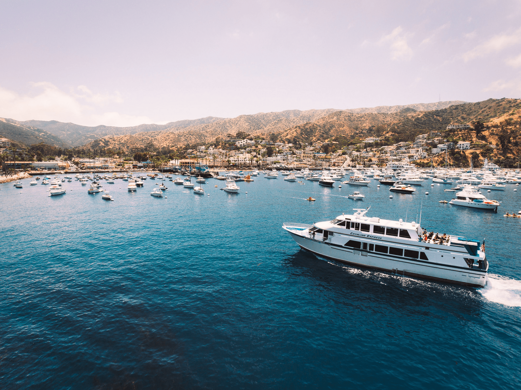 An image of the Catalina Express heading to the port of Catalina Island. 
