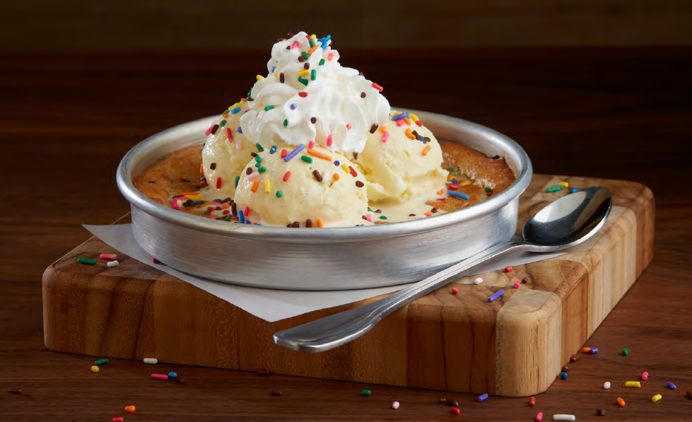 An image of a pizookie from BJs. 