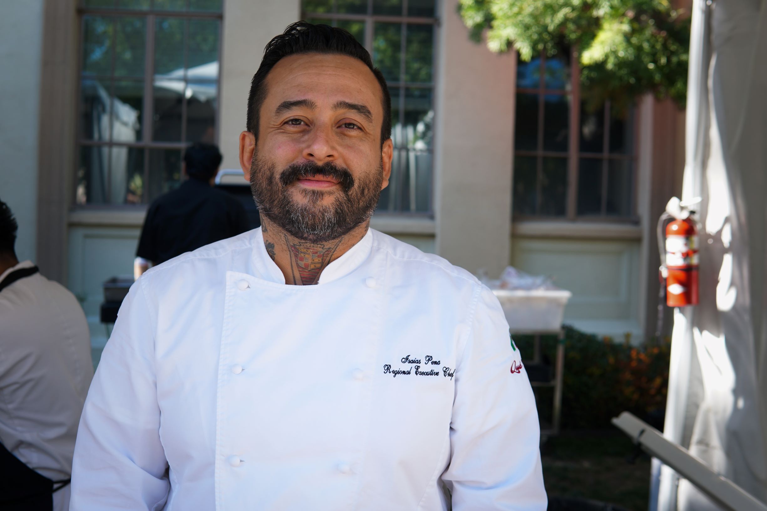An imaege of Hollywood Under the Stars Host Angel Chef Isaias Peña.