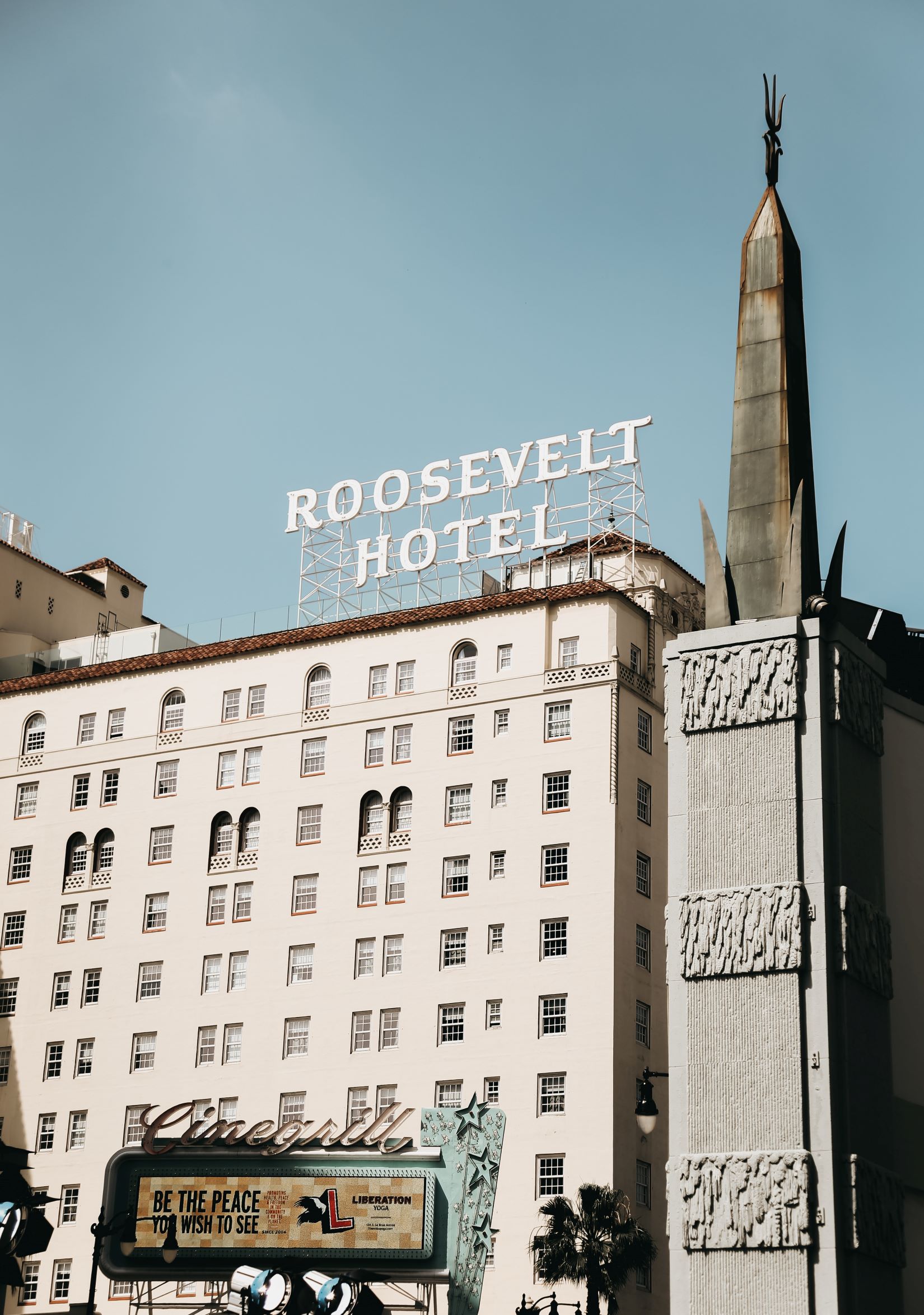 An image of the Roosevelt Hotel.