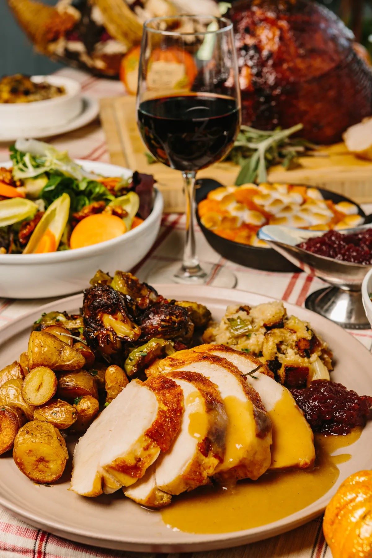 An image of the Thanksgiving platter from Sea Level Restaurant.