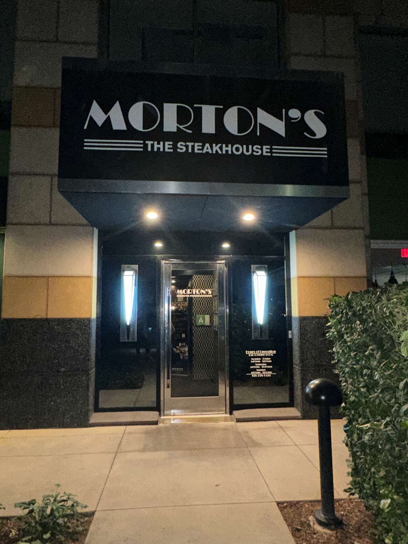 An image of Morton's The Steakhouse sign. 