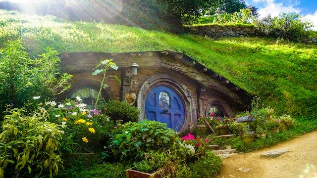 An image of a fairy tale cottage.
