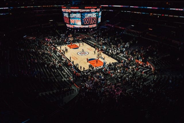 An image of the current Clippers arena, Crypto.com arena.