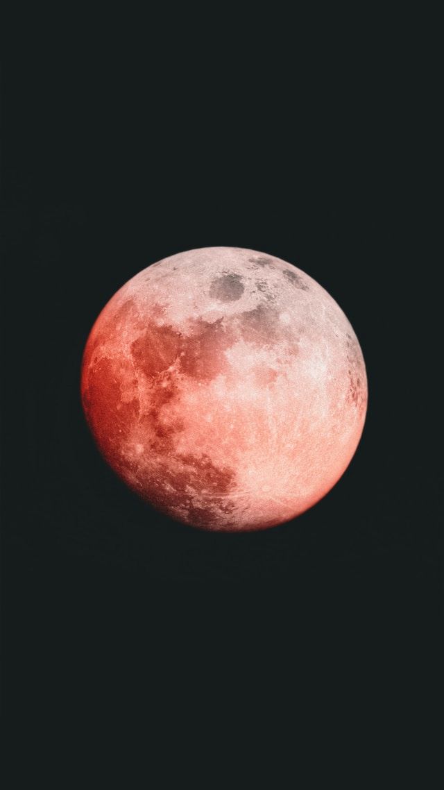 An image of a blood red moon