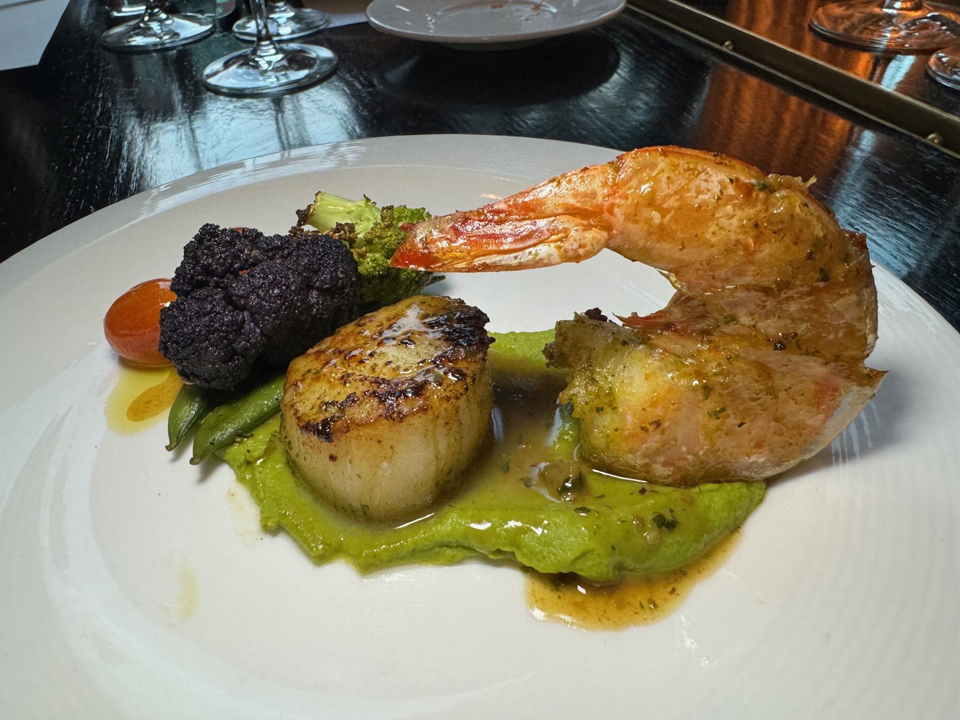 An image of the Roasted Gambas and Scallop.