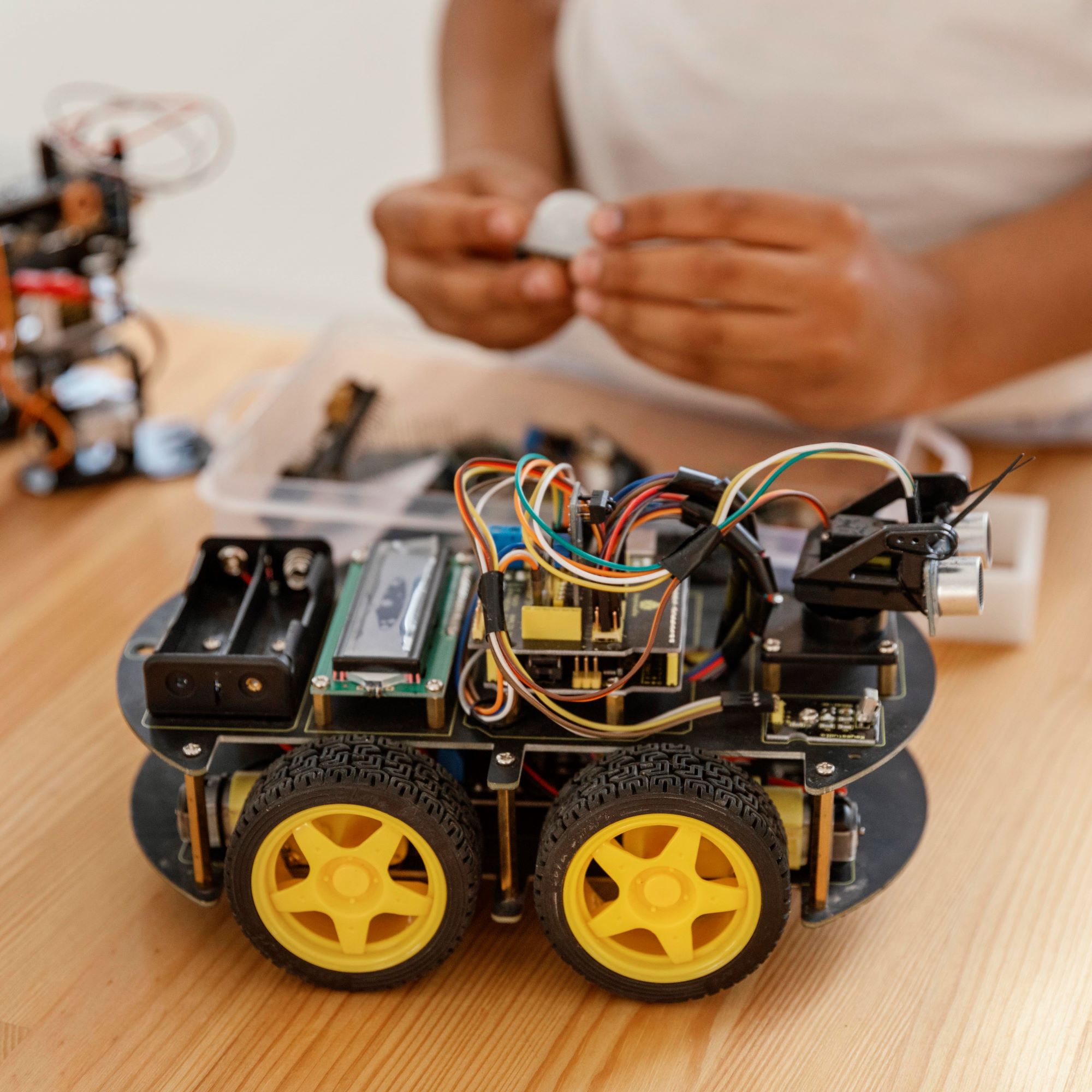 An image of s student in robotics class.