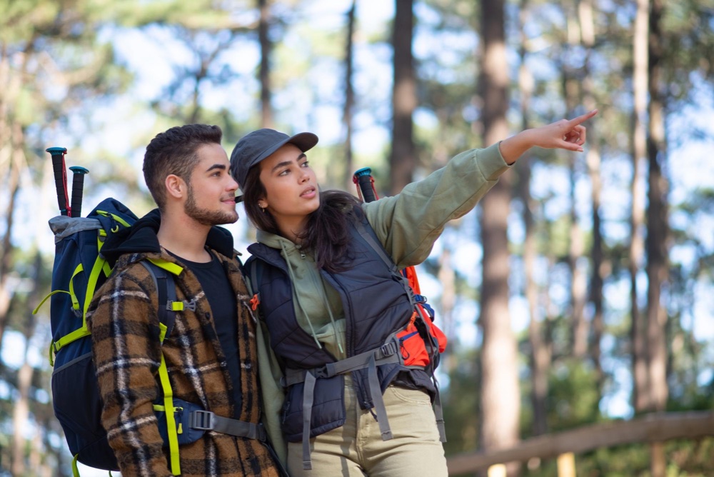 An image of two people doing free things in LA, hiking.