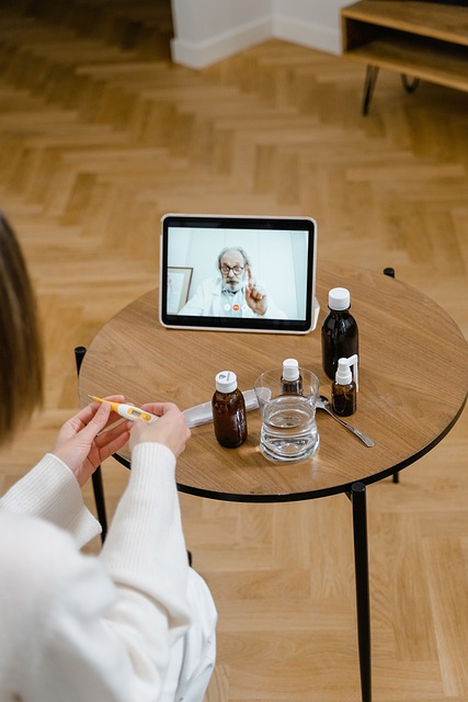 An image of a telehealth session.