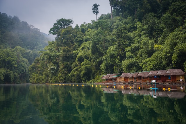 An image of a river in Thailand.