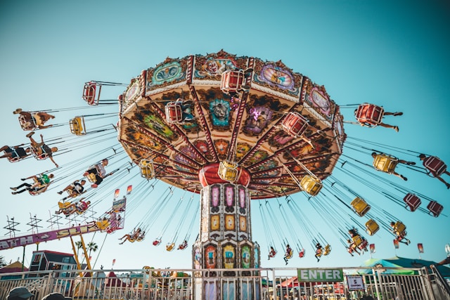 An image of a county fair swing ride.