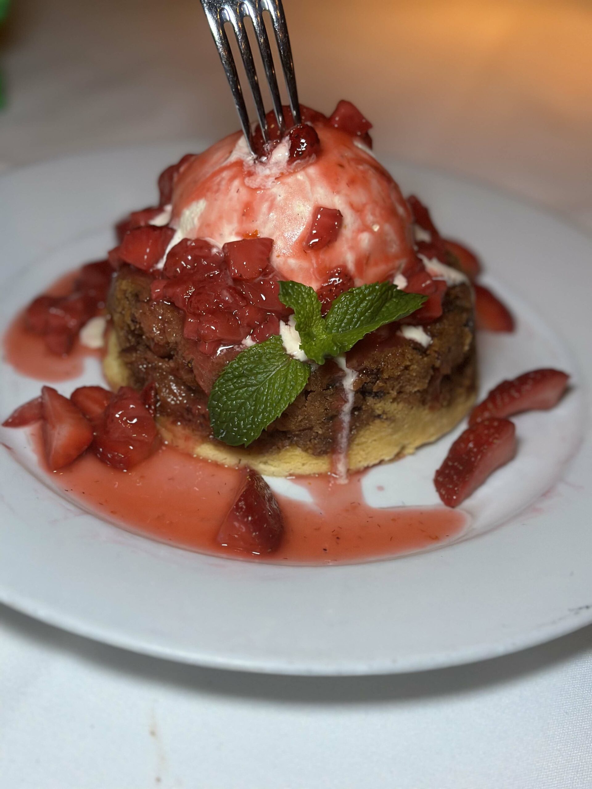 An image of Mastro's gooey Strawberry Butter Cake.