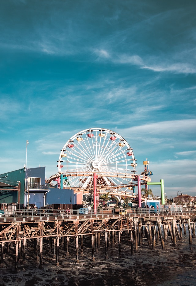 An image of the Santa Monica Pier.