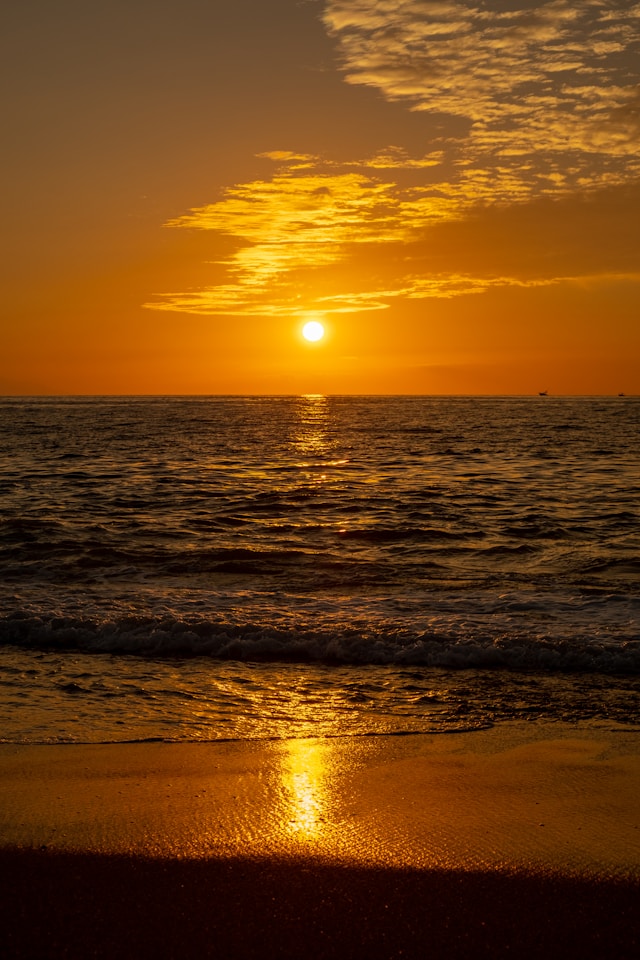 An image of a beautiful Puerto Vallarta beach sunset.