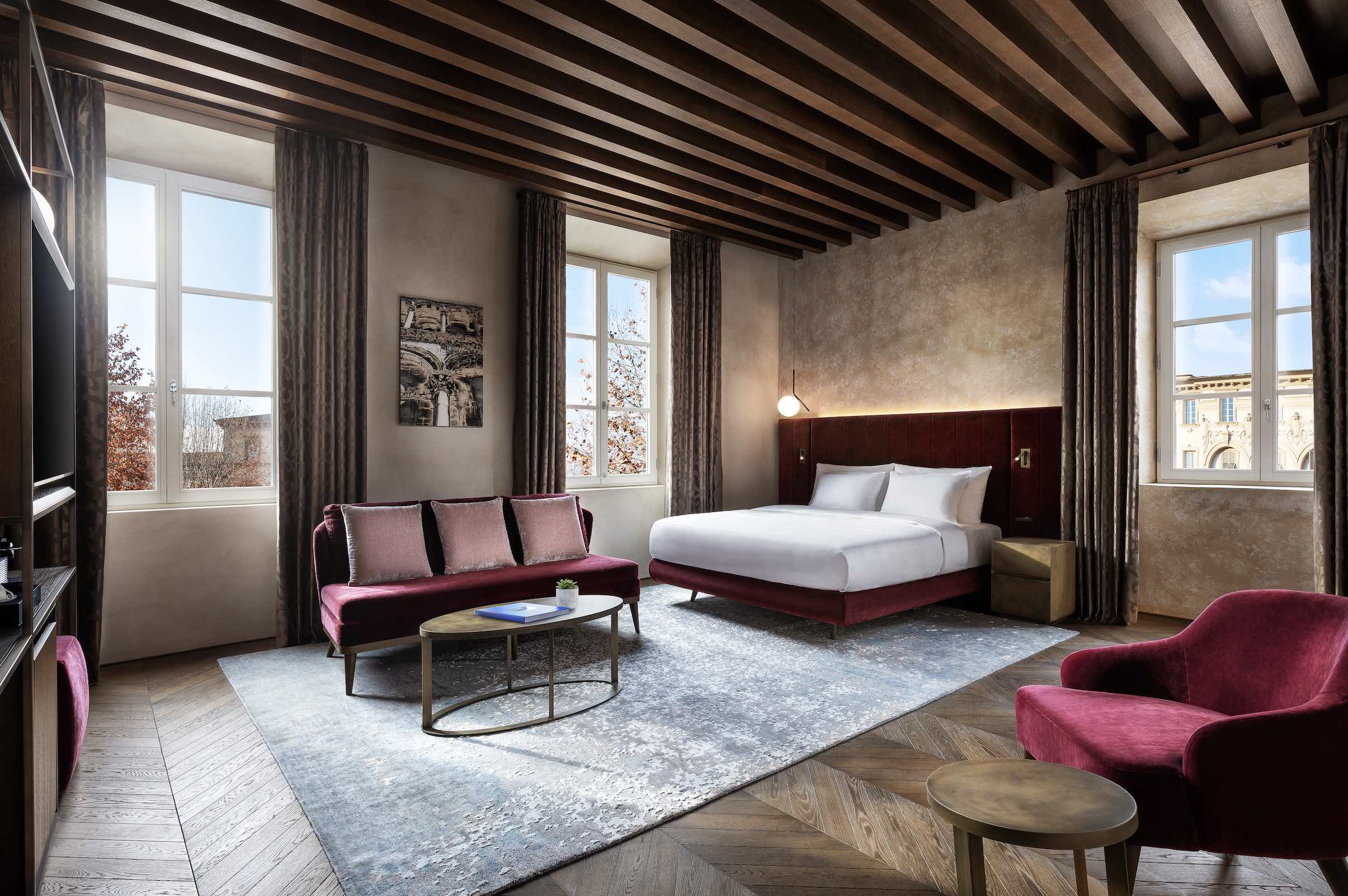 An image of a hotel room at the Grand Universe Lucca, Autograph Collection.