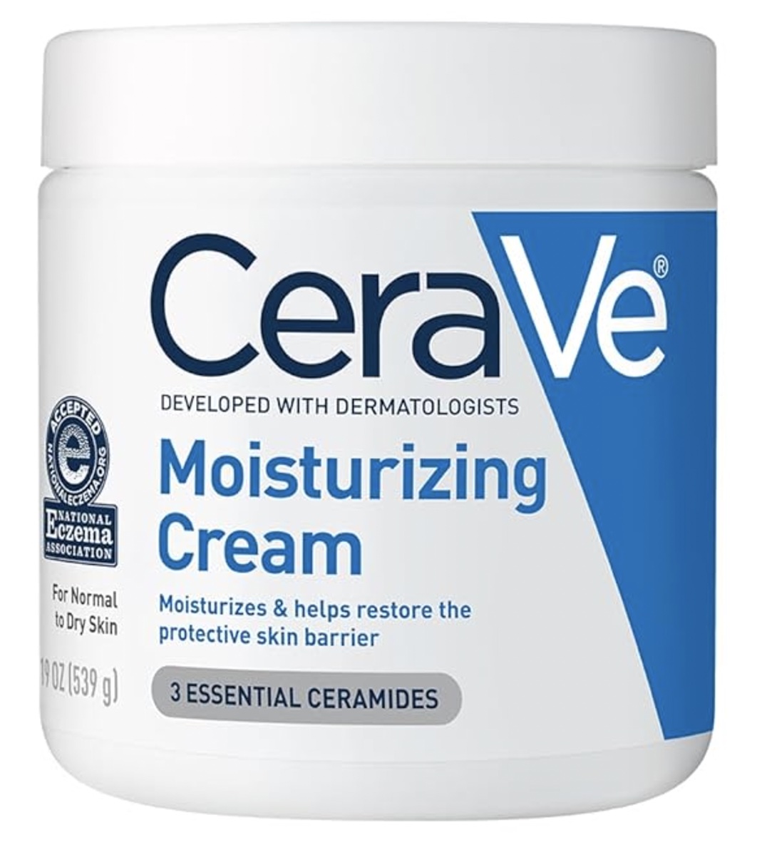 An image of a CeraVe bottle which is perfect aftercare of laser tattoo removal.