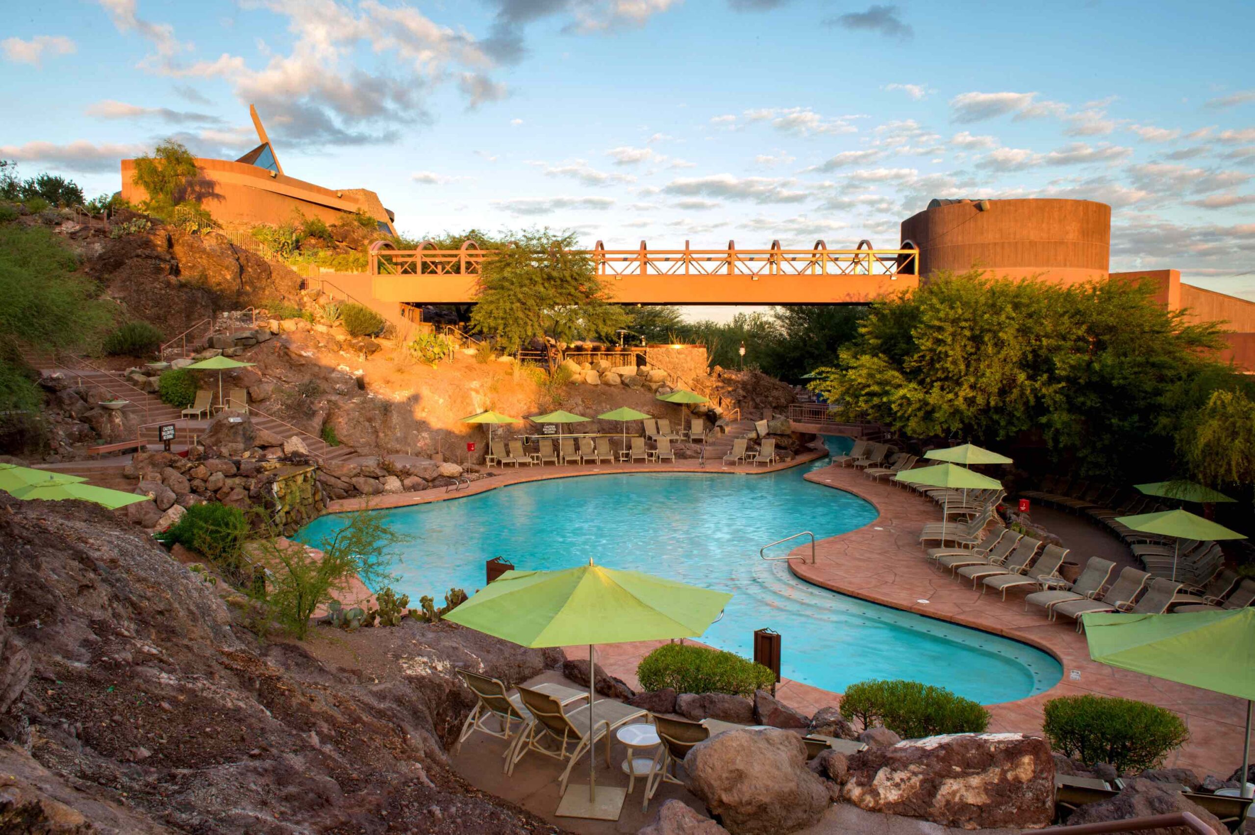 An image of the pool at the Marriott Phoenix Resort Tempe at The Buttes.