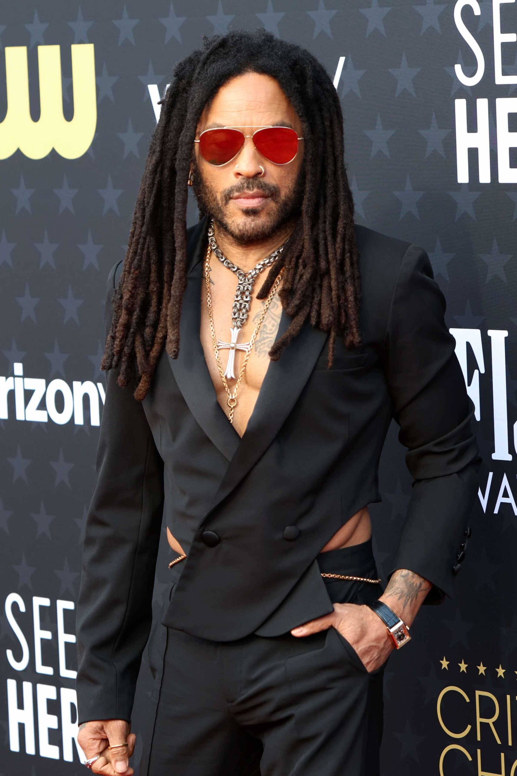 An image of Lenny Kravitz.