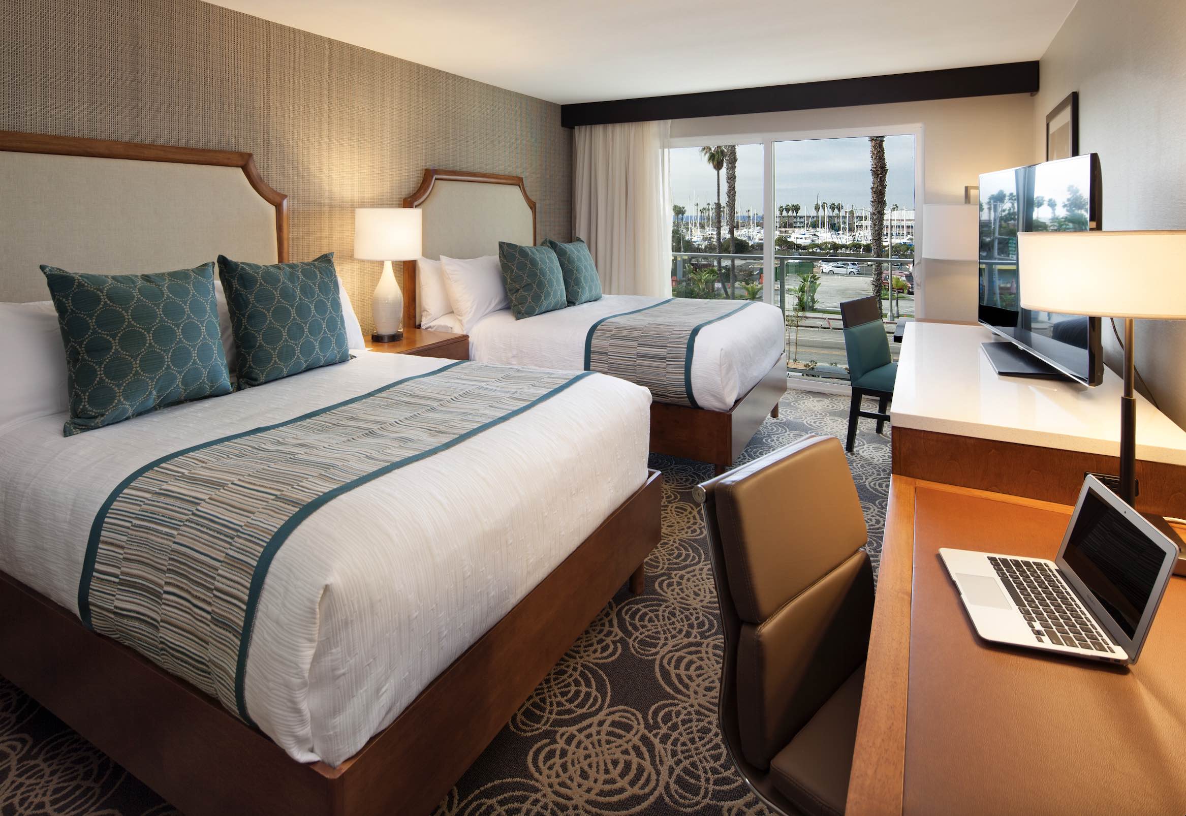 An image of a guest room at the Redondo Beach Hotel.