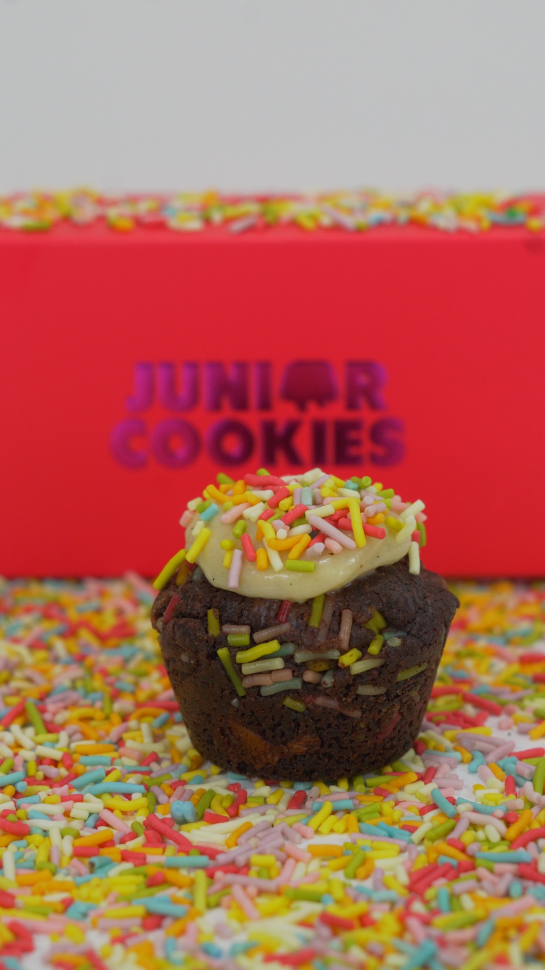 An image of the Rainbow Brownie Cookie Cup  at Junior Cookies.