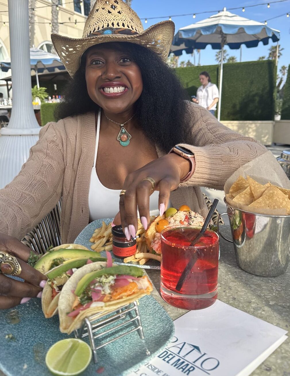 An image of lifestyle blogger Ariel at Patio del Mar.