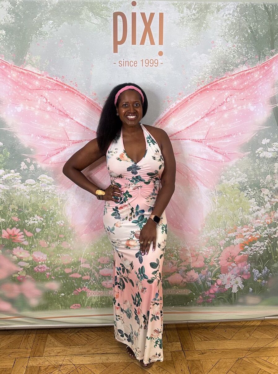 An image of lifestyle blogger Ariel at the Pixi Afternoon Tea at the London West Hollywood at Beverly Hills.