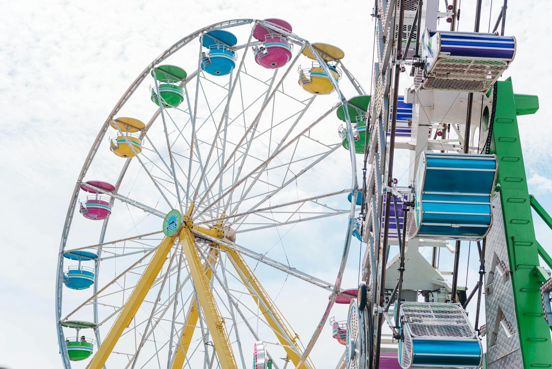 An image of carnival rides.