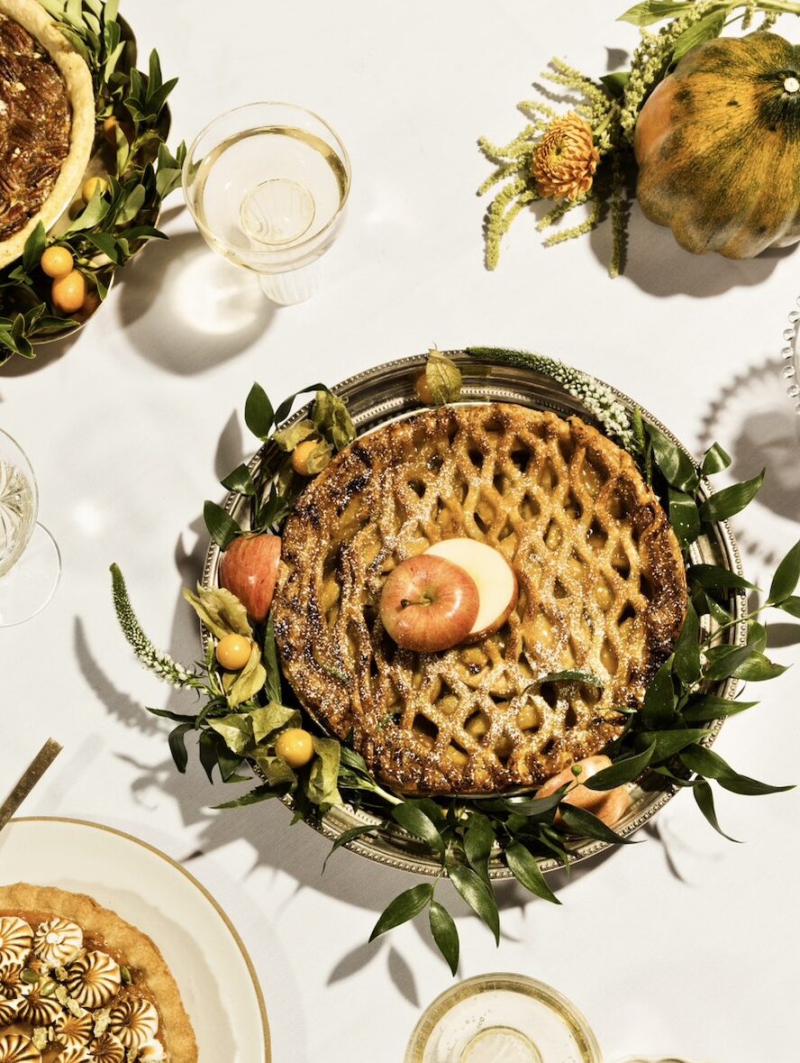 An image of the Thanksgiving meal at the Culver Hotel.