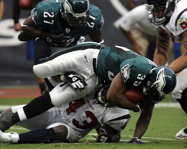 An image of the Eagles playing in a football game.