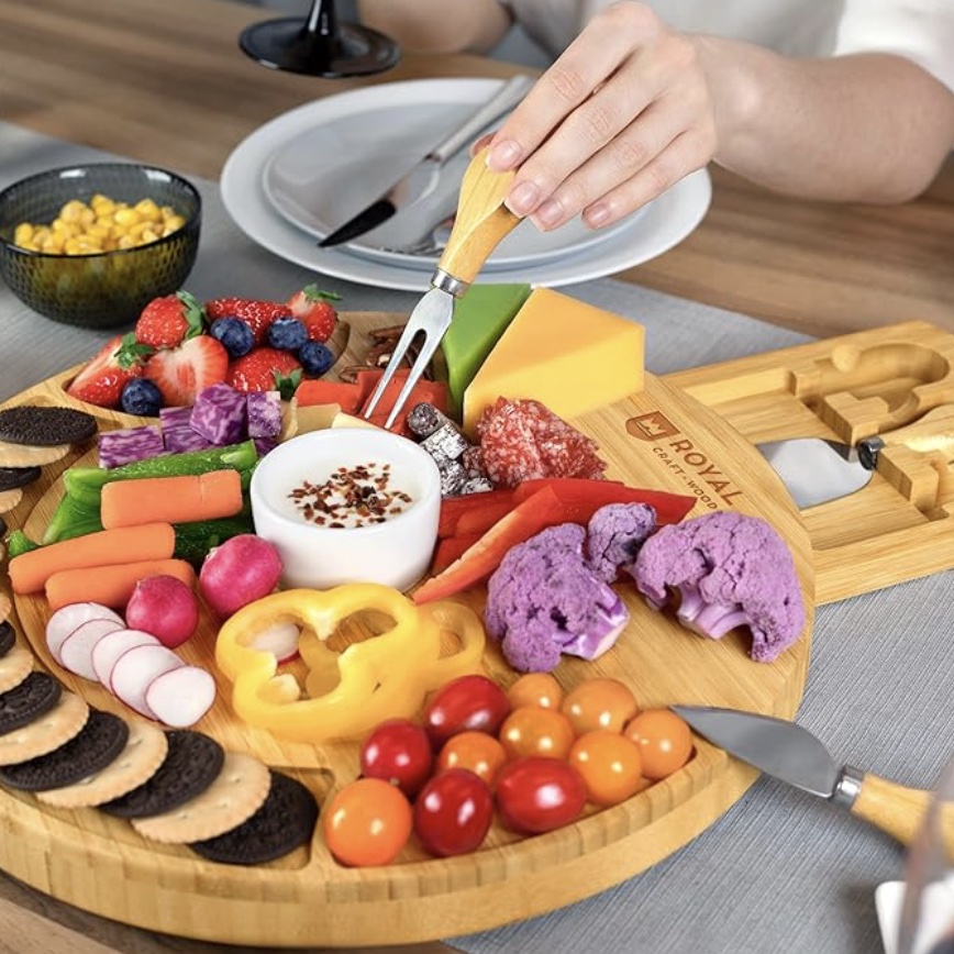 An image of a round charcuterie board