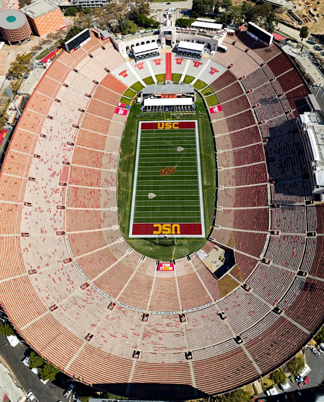 An image of the USC Colliseum.