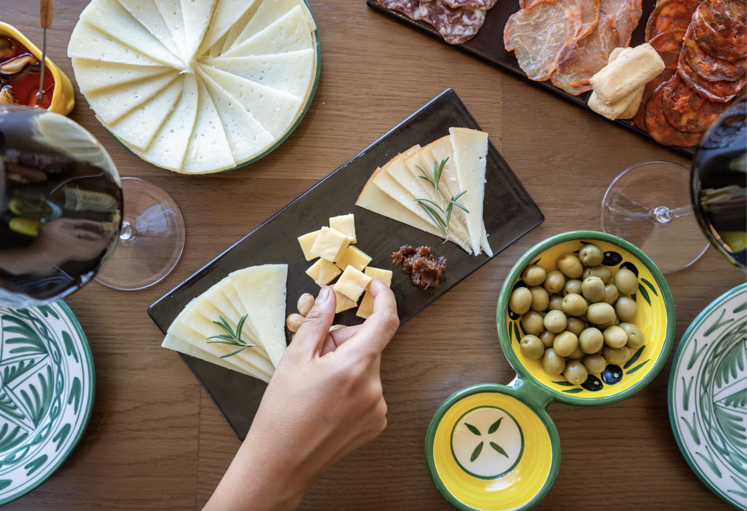 An image of the New Charcuterie & Wine Tasting at Telefèric Barcelona