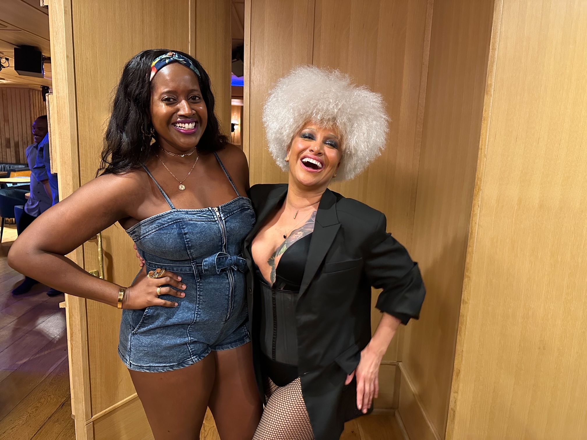 An image of lifestyle blogger Ariel Johns with singer Lady Blackbird.