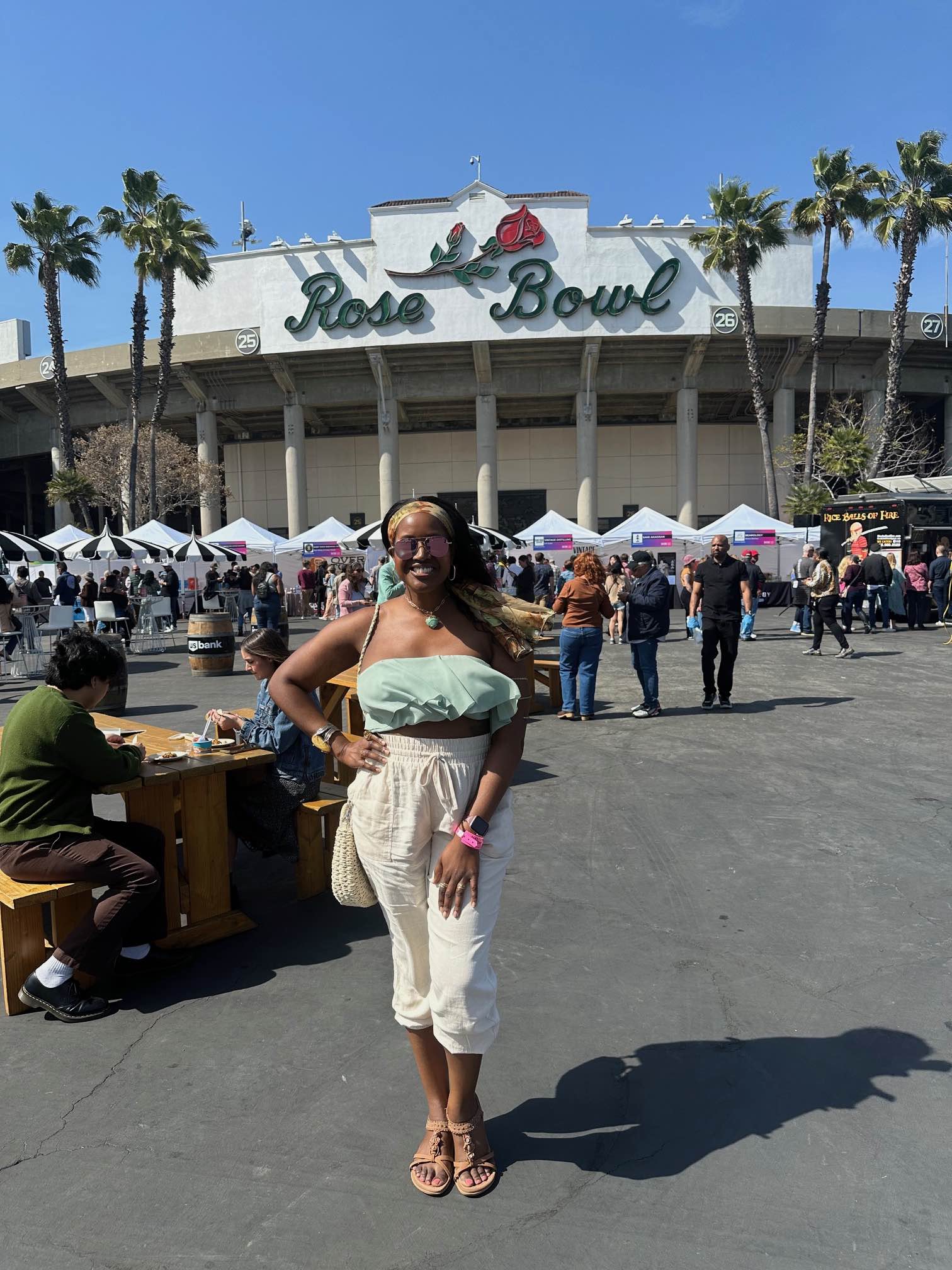 An image of lifestyle blogger Ariel Johns at the Rose Bowl Masters of Taste - premier outdoor luxury food and beverage festival.