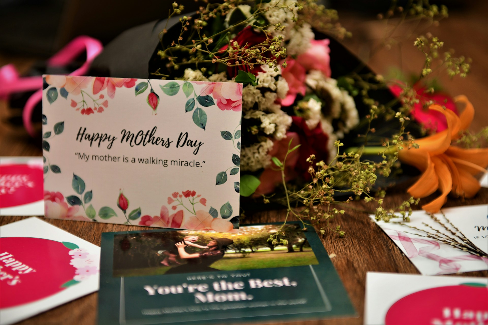 AN image of several Mother's Day cards.