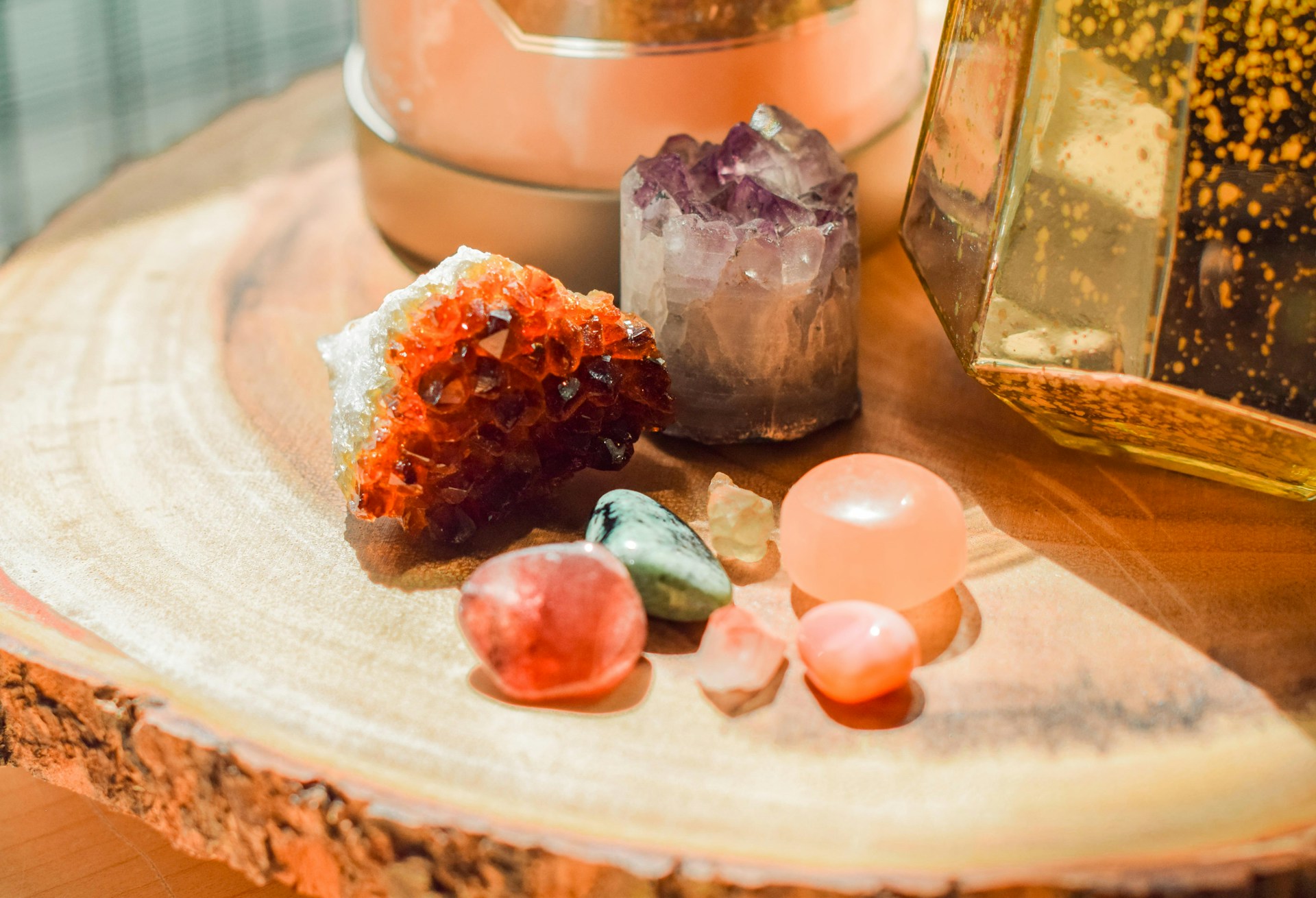 An image of a plate of crystals.