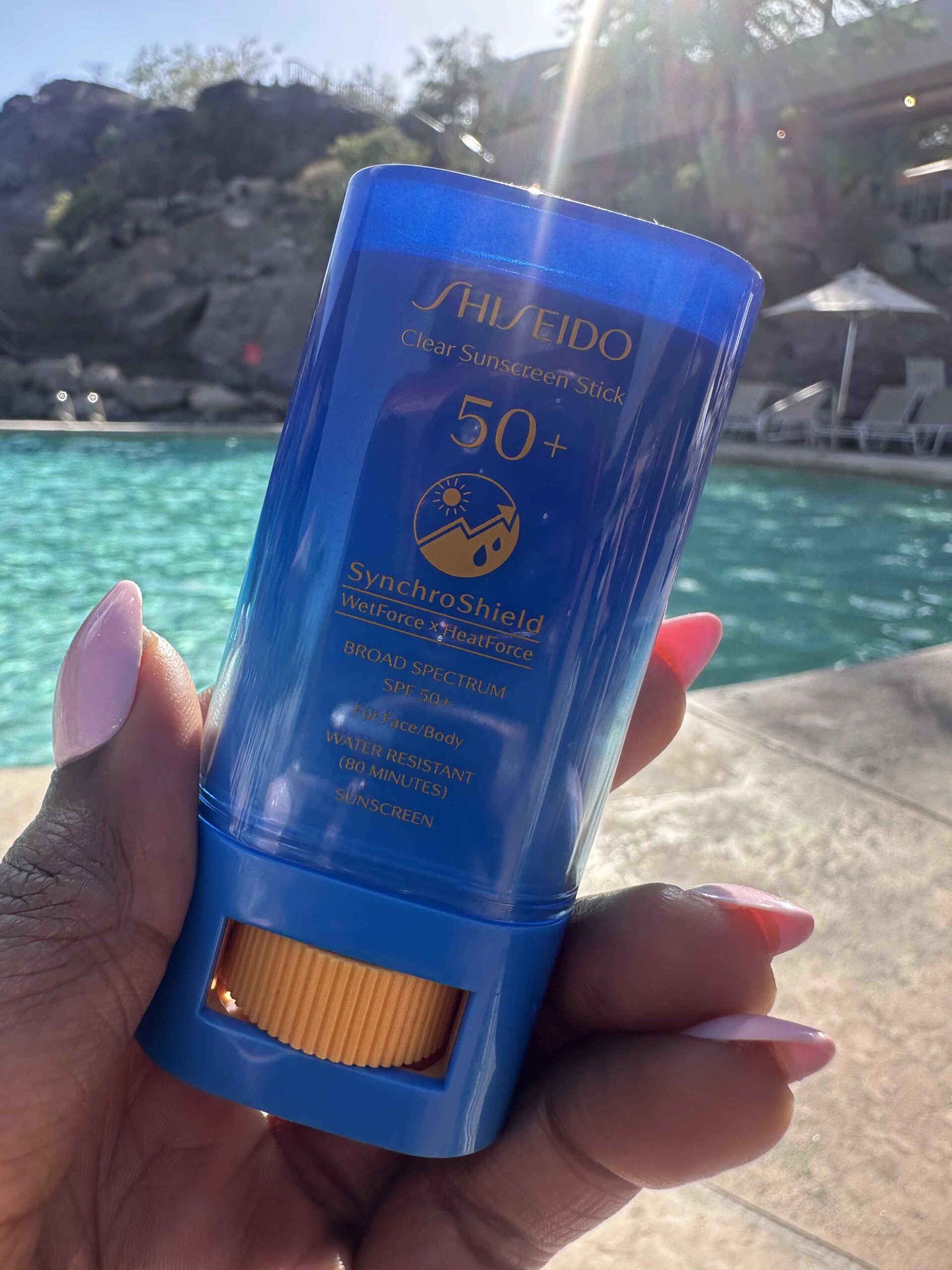An image of Shiseido clear roll-on sunscreen stick