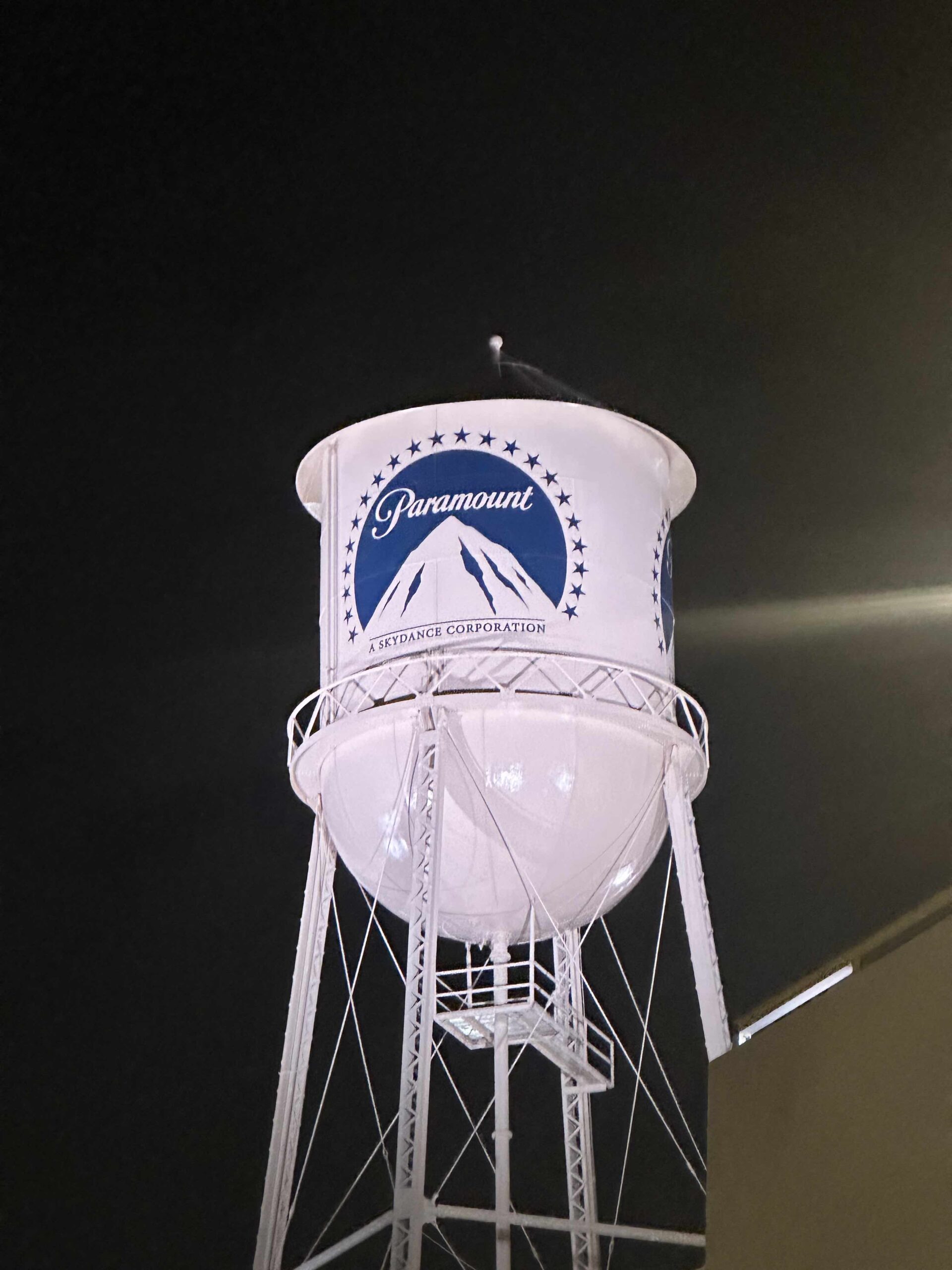 An image of the water tower at Paramount Studios Backlot