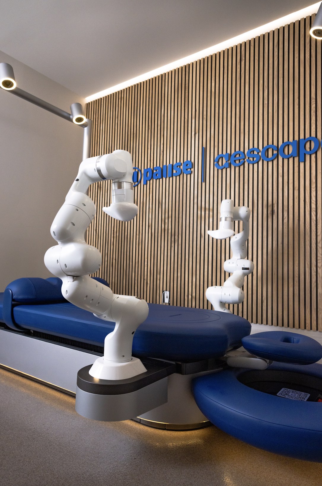 An image of the robot massage at Pause.