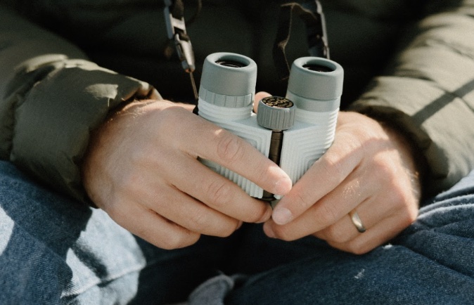 An image of Nocs Provisions Standard Issue binoculars.