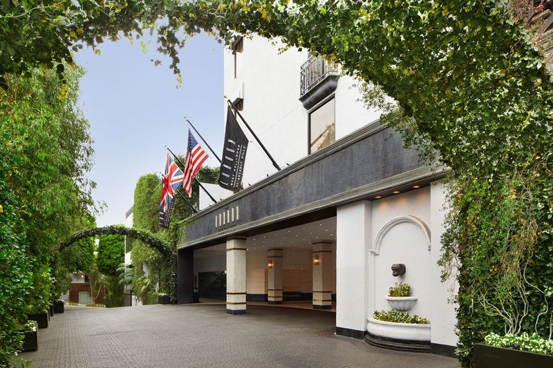 An exterior image of The London Hotel West Hollywood